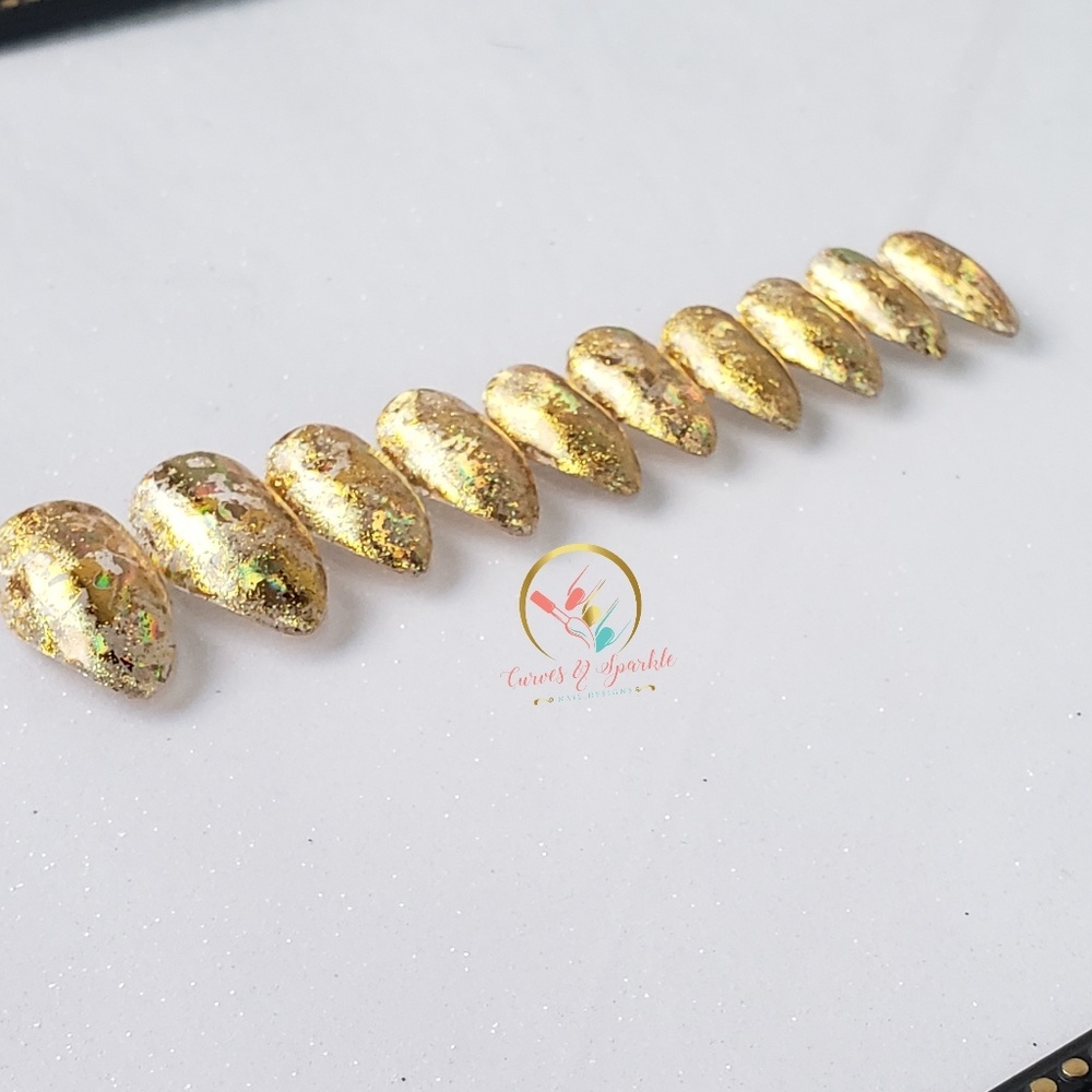 *The Golden Touch*  Reusable Press On Nails